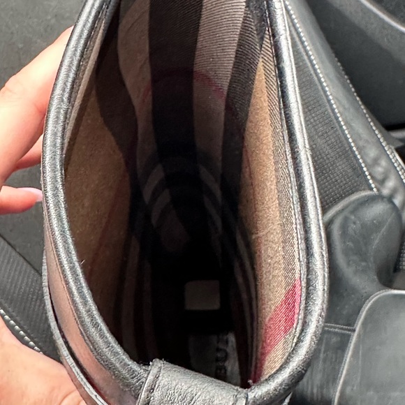 Burberry women’s belted esquestrian buckled detail rain boots 38 - Picture 6 of 9